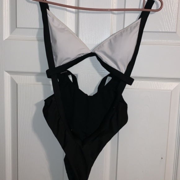 Sexy monokoni - Picture 3 of 3